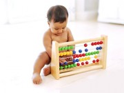 Bé 33 tháng tuổi: Dạy bé tập đếm
