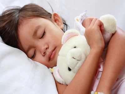 Những vấn đề thường gặp khi tập cho bé tự ngủ