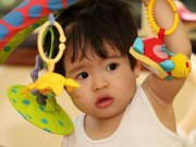 Đồ chơi trẻ em nào bé nên tránh xa?