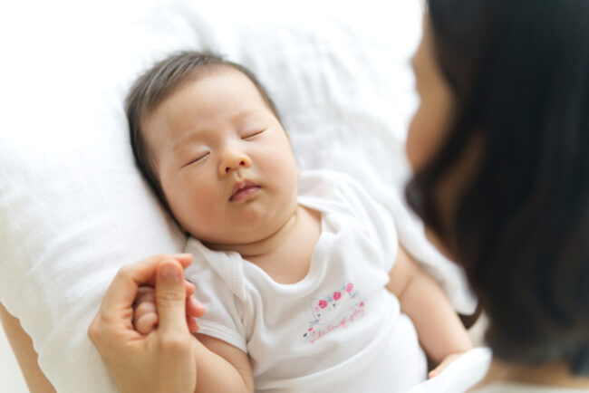 Giấc ngủ của trẻ sơ sinh: Tất tần tận điều mẹ cần biết