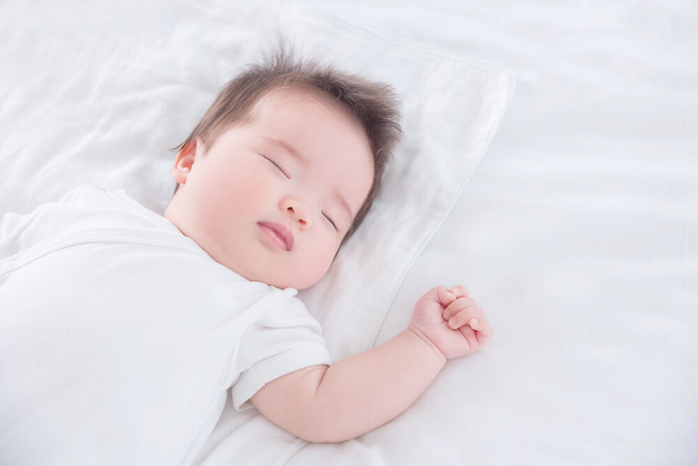 Những điều cần biết về trẻ sơ sinh: Ăn, uống, ngủ, nghỉ của bé