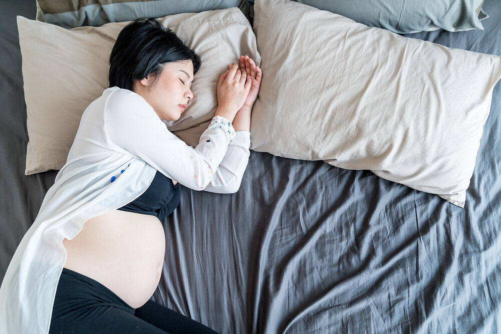 tư thế ngủ tốt cho mẹ bầu 33 tuần