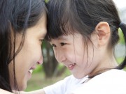 5 nguyên tắc nuôi dạy con gái dành cho mẹ