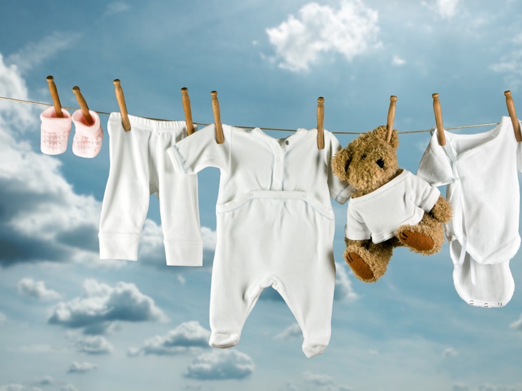 Các mẹo giặt quần áo cho bé