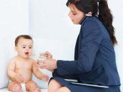 Nuôi con bằng sữa mẹ: Khi mẹ đi làm