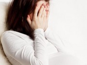 Đừng để trầm cảm lây từ mẹ sang con