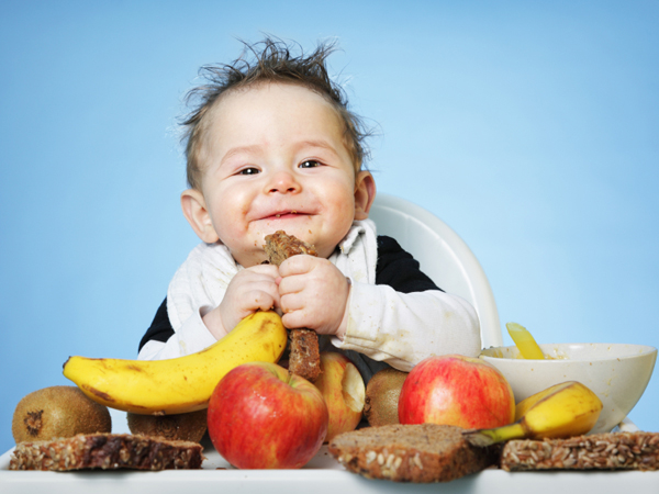 Thêm i-ốt vào chế độ dinh dưỡng cho bé thông minh