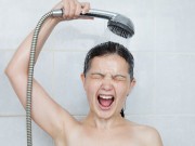 Bà bầu tắm nước nóng: Cẩn thận không nguy!