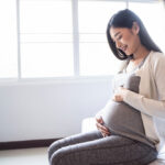 Thai giáo ánh sáng giúp bé phát triển thị giác từ trong bụng mẹ