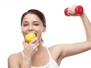 Bí quyết giảm cân sau sinh: Ăn đúng lúc, đúng cách!