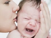 Hiểu con qua từng tiếng khóc