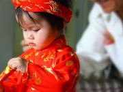 Mẹ đã dạy con văn hóa lì xì?