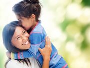 Gợi ý những món quà bé có thể tặng mẹ trong ngày 8/3