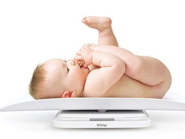 Trẻ sơ sinh chậm tăng cân