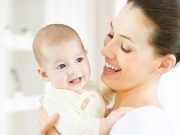 Trẻ sơ sinh bị sốt: Xử sao cho đúng?