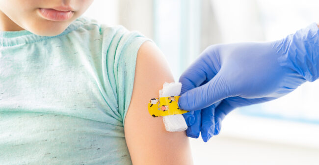 Vắc xin tiêm ngừa thủy đậu ở trẻ em - Lịch tiêm, giá tiền, địa điểm tiêm
