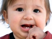 Trẻ bị sốt mọc răng, chuyện to mà nhỏ, chuyện nhỏ mà to!