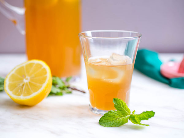 lợi ích của nước cam với bé