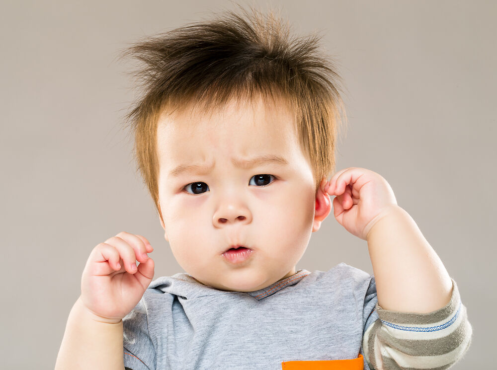 Viêm tai giữa ở trẻ sơ sinh: Nguyên nhân, dấu hiệu và cách điều trị