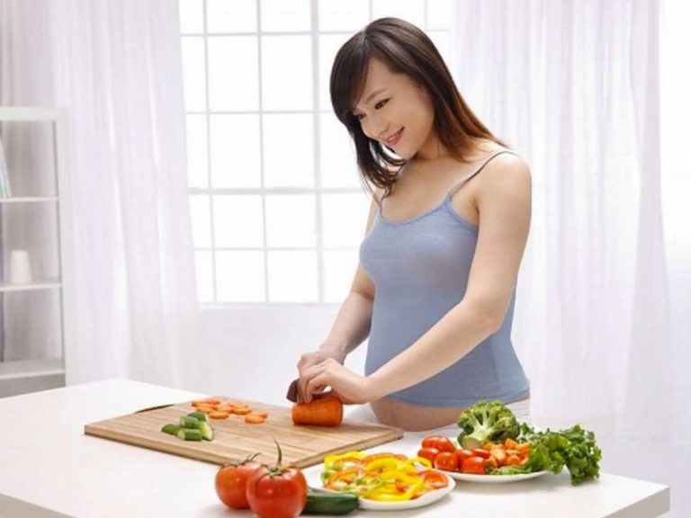Thực phẩm tốt cho bà bầu nào mẹ cần bổ sung trong 3 tháng đầu thai kỳ?