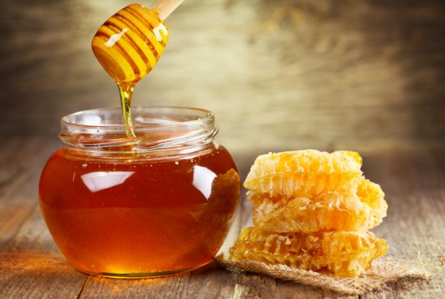 5 công thức mặt nạ chuối mật ong giúp da sáng mịn trong nháy mắt