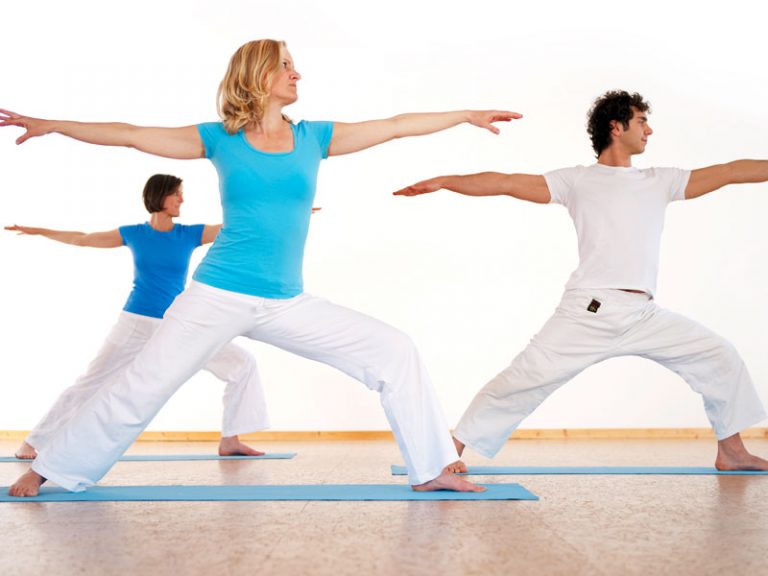 Bài tập yoga giảm cân cơ bản tại nhà hiệu quả