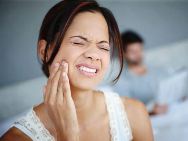 Bạn có biết y học cổ truyền xa xưa có cách chữa đau răng bằng cách bấm huyệt?