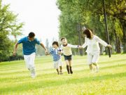 10 quà tặng ý nghĩa thực sự cha mẹ dành cho con