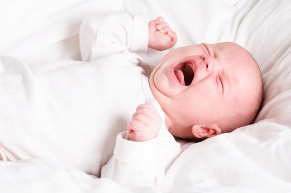 sốt virus ở trẻ sơ sinh 