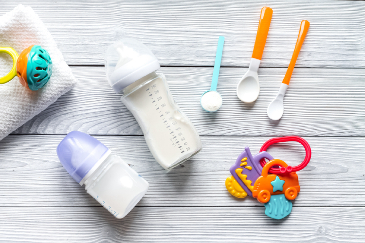 Kinh nghiệm chọn núm bình sữa cho trẻ sơ sinh
