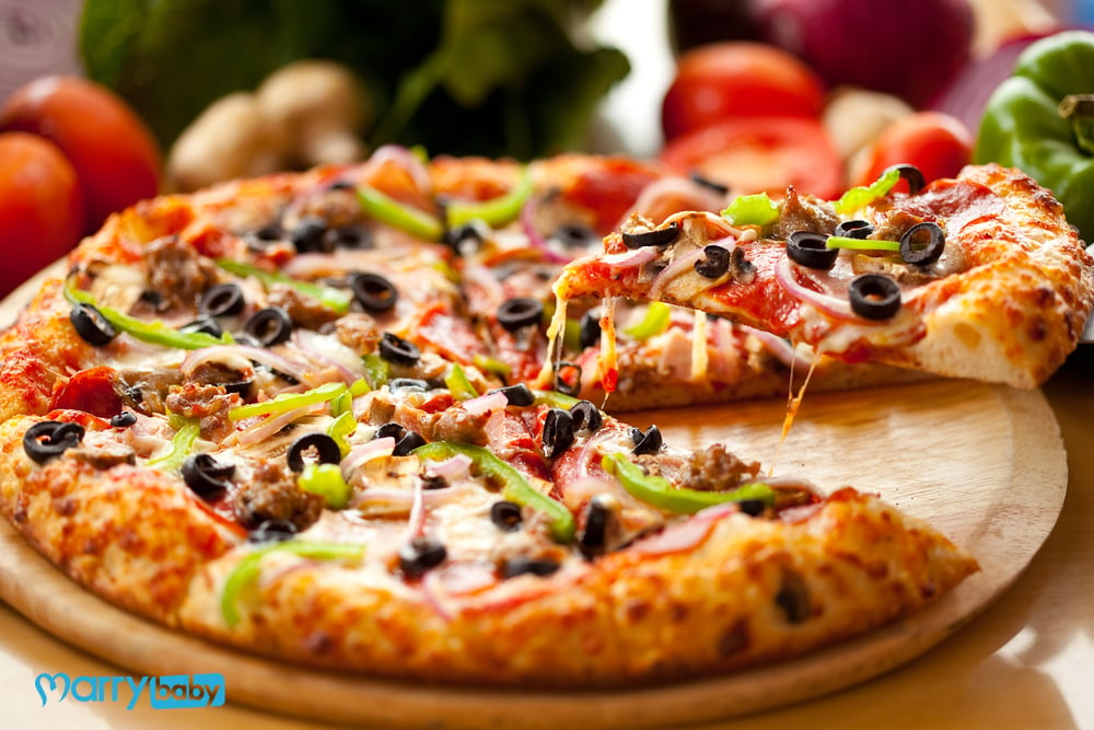 Cách thực hiện đế bánh pizza ngon đơn giản và giản dị tận nhà ko cần thiết mua sắm sẵn