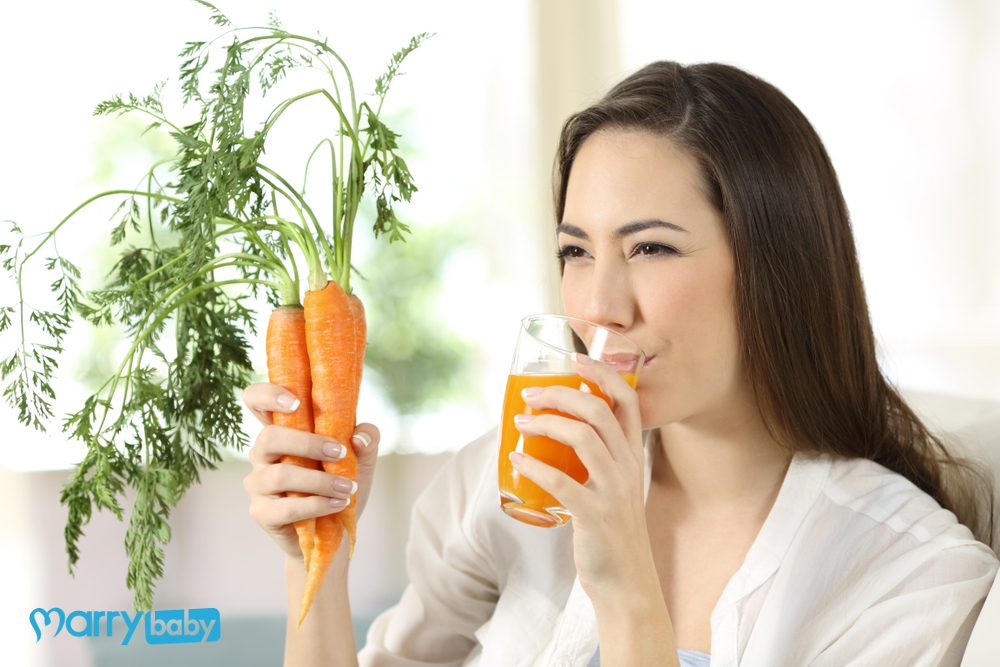 Bà bầu có nên uống nước ép cà rốt không?