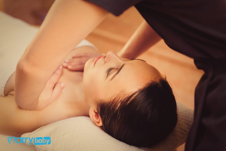 Cách massage tăng vòng 1 hiệu quả, bí kíp chị em nên bỏ túi