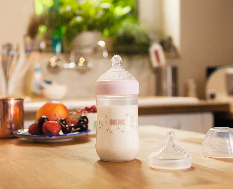 chọn núm bình sữa cho trẻ sơ sinh