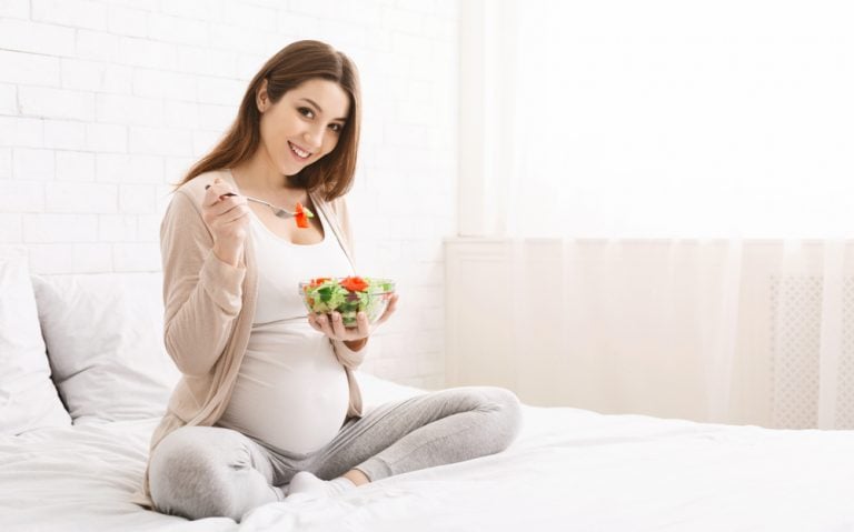 Ho ăn gì tốt cho bà bầu? “Nghía” ngay 8 thần dược sau đây, bạn nhé!