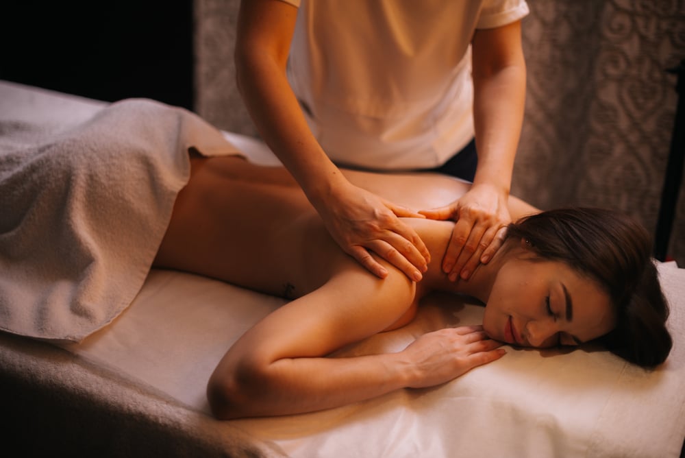 [Hướng dẫn] Massage âm đạo, mát xa vùng kín phụ nữ đúng cách