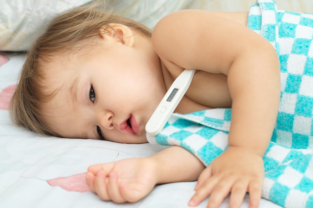 Bé 4 tháng tuổi bị ho và sổ mũi: Nguyên nhân và cách chữa trị