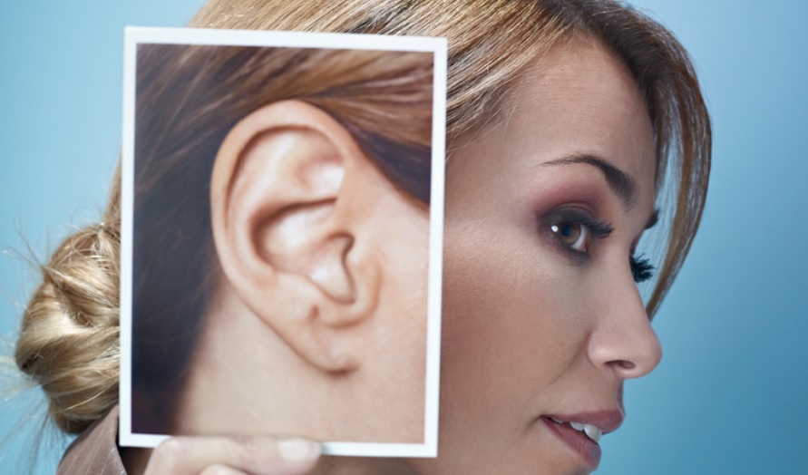 Dấu hiệu tướng tai phú quý: lỗ tai rộng và sâu