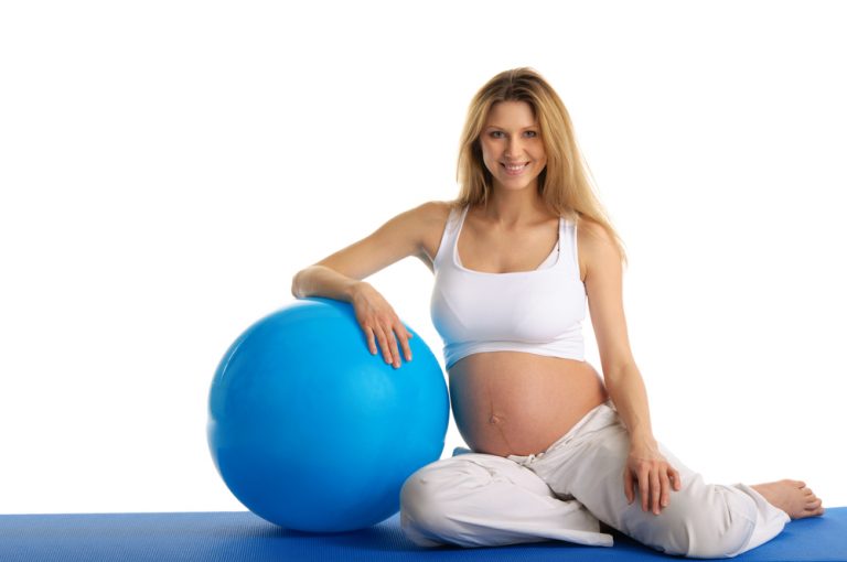 Mang thai bị trĩ dùng thuốc gì để chữa bệnh mà an toàn cho con?
