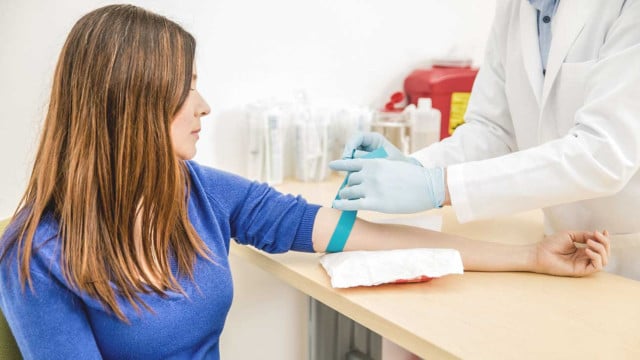 Thử thai bằng xét nghiệm máu có chính xác không và đáp án dành cho bạn!