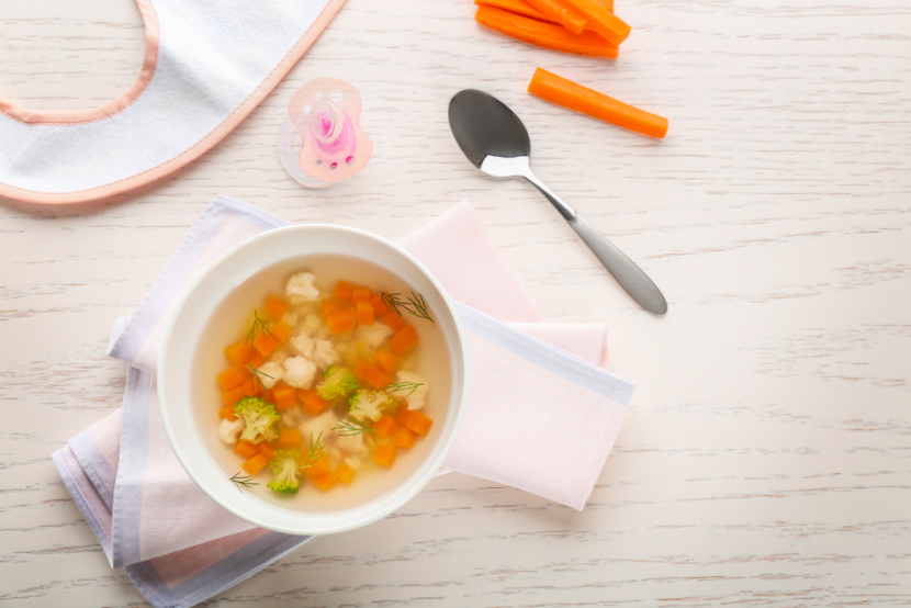 súp rau củ mang lại lợi ích gì cho bé