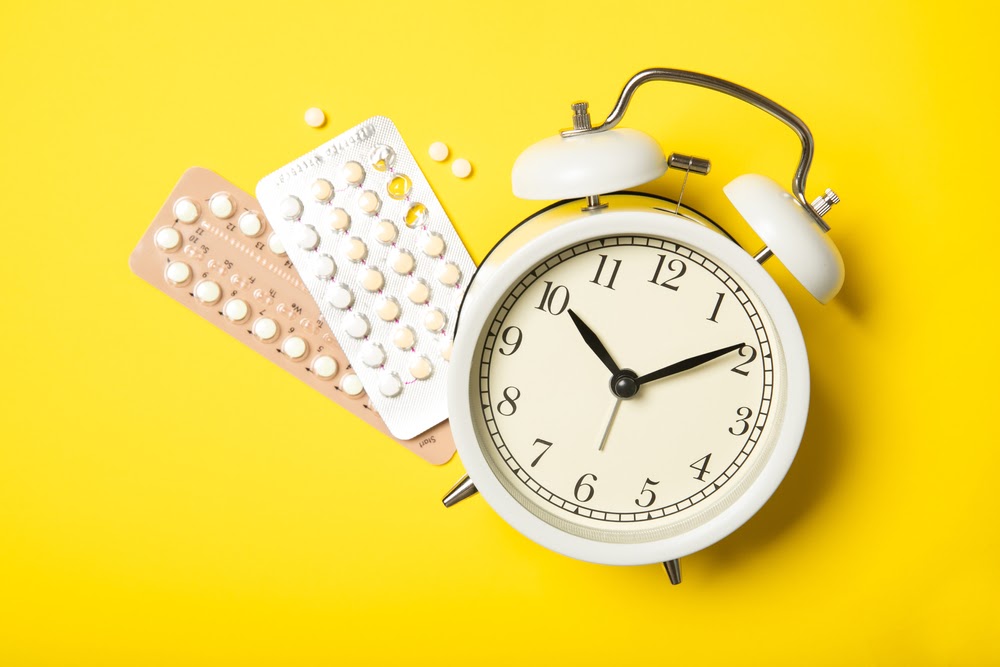 Vì sao cần phải uống thuốc tránh thai hàng ngày đúng giờ?