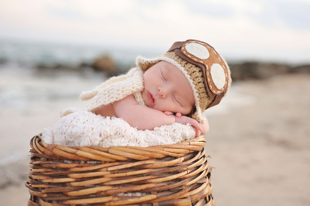 Trẻ sơ sinh 2 tuần tuổi: Sự phát triển và cách chăm sóc