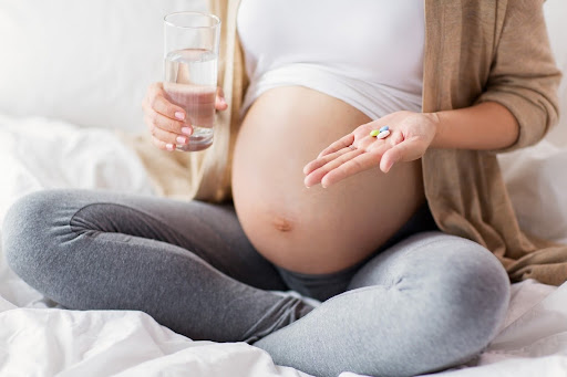 Thuốc kháng viêm cho phụ nữ có thai và những lưu ý khi sử dụng để tránh dị tật thai nhi