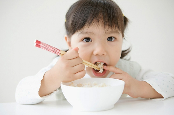 dinh dưỡng cho trẻ tiểu học