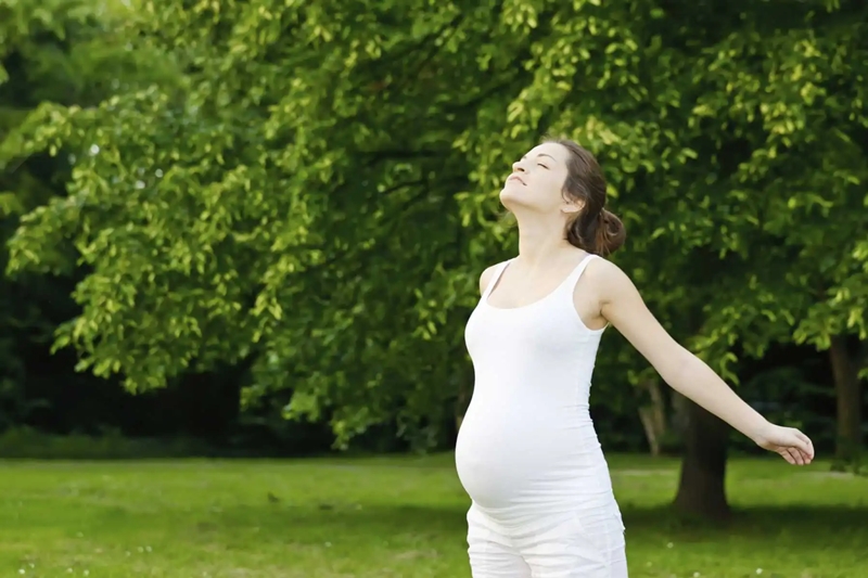 Khó thở khi mang thai tháng thứ 9: Phải làm sao để kiểm soát nhịp thở tốt hơn?