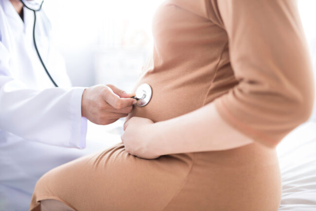 Lịch khám thai 3 tháng giữa và những điều mẹ cần biết