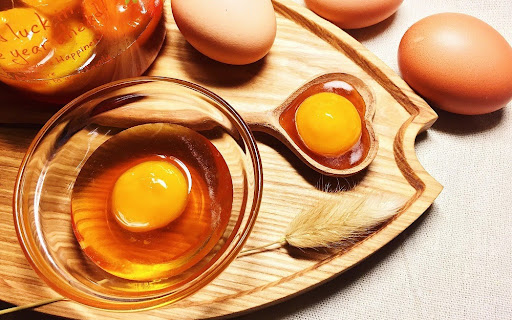 Trứng gà ngȃm mật ong - Những lợi ίch với sức khỏe và cách thực hiện