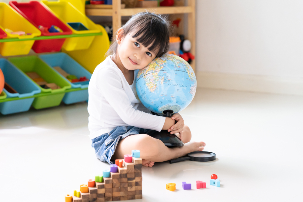 Bé 4 tuổi cần học những gì để phát triển tư duy toàn diện?