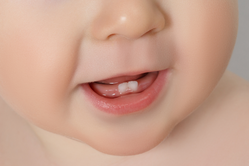 Bổ sung canxi cho trẻ chậm mọc răng như thế nào cho đúng cách?